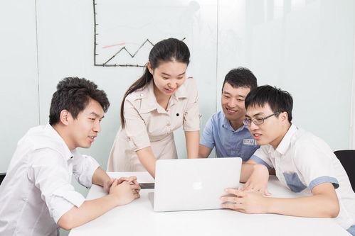 娱乐吃瓜酱职场,揭秘娱乐吃瓜酱的幕后故事